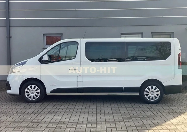 Renault Trafic cena 77900 przebieg: 165700, rok produkcji 2018 z Swarzędz małe 352